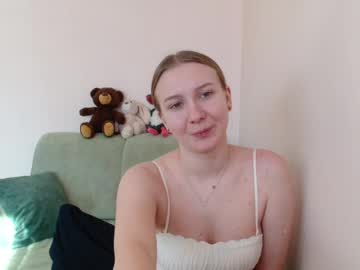 Tessa_Austin Chaturbate stream image from March 20, 2025