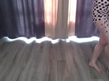 Angelinameow Chaturbate stream image from March 20, 2025