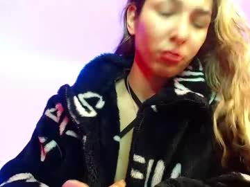 Niki_1998 Chaturbate stream image from March 20, 2025