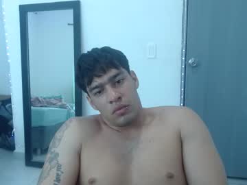 Team23hot0 Chaturbate stream image from March 20, 2025
