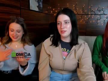 Xery_Gold Chaturbate stream image from March 20, 2025