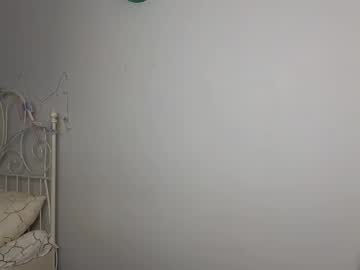 Foxxx_Tail Chaturbate stream image from March 20, 2025