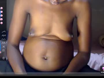 Milkylevel Chaturbate stream image from March 20, 2025
