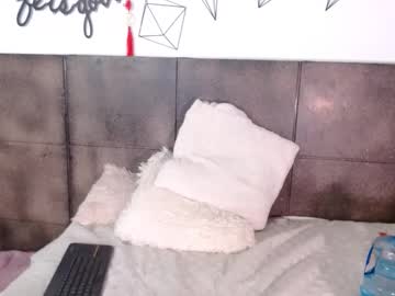 Lovely_Secret Chaturbate stream image from March 20, 2025