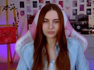 Alicecharmy Chaturbate stream image from March 20, 2025