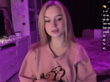 Mary_Romance Chaturbate stream image from March 20, 2025