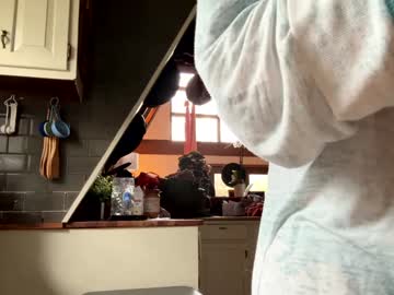 Emersoncane Chaturbate stream image from March 20, 2025
