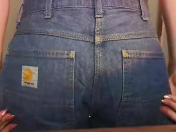 Miakeler Chaturbate stream image from March 20, 2025