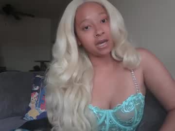 Clioenchants Chaturbate stream image from March 20, 2025