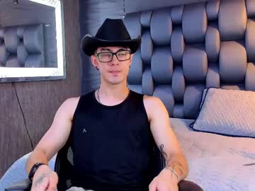 Etham_Wolf Chaturbate stream image from March 20, 2025
