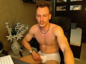 Mateobenjamin Chaturbate stream image from March 20, 2025