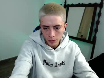 Perceo09 Chaturbate stream image from March 20, 2025