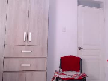 Astrid_F00x Chaturbate stream image from March 20, 2025