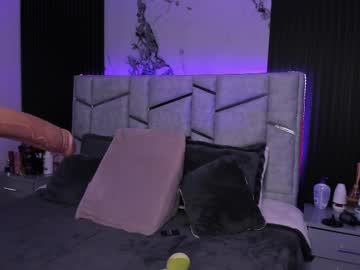 Daniphoenixx Chaturbate stream image from March 20, 2025