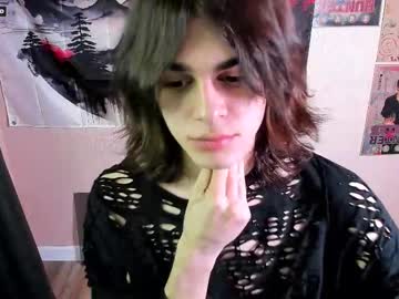 Gushill_ Chaturbate stream image from March 20, 2025