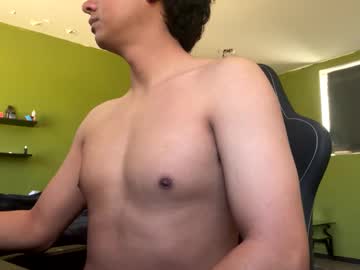 Mxcnborton Chaturbate stream image from March 20, 2025