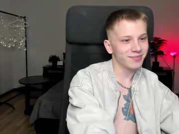 Artycropp Chaturbate stream image from March 20, 2025