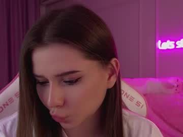 Dianabecker Chaturbate stream image from March 20, 2025