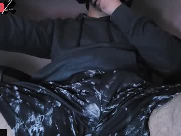Freakovix Chaturbate stream image from March 20, 2025