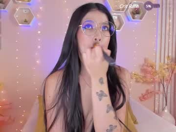 Melaniecorner Chaturbate stream image from March 20, 2025