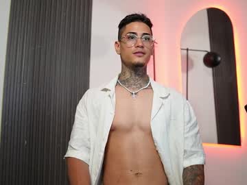 Axel_Villa Chaturbate stream image from March 20, 2025
