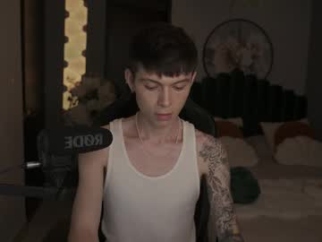 Liamswift Chaturbate stream image from March 20, 2025