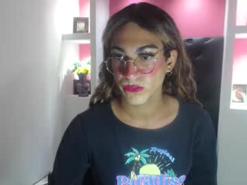 Yissell_E Chaturbate stream image from March 20, 2025