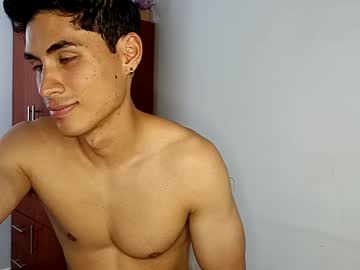 Fitt_Jhonny Chaturbate stream image from March 21, 2025