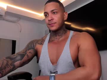 Latin_Fit22 Chaturbate stream image from March 21, 2025