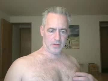 Maxibeat1 Chaturbate stream image from March 21, 2025