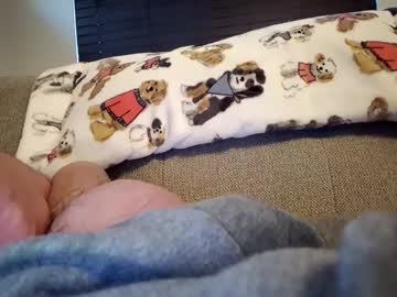 Littleguyy888 Chaturbate stream image from March 21, 2025