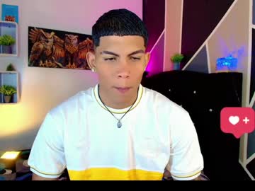 Damian_Latinxxx Chaturbate stream image from March 21, 2025