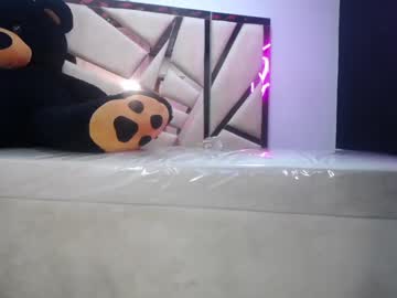 Larisa_A Chaturbate stream image from March 21, 2025