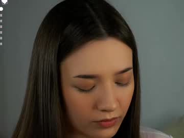 Maidabuoy Chaturbate stream image from March 21, 2025
