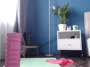 Naughty_Christie Chaturbate stream image from March 21, 2025