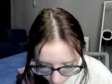 Browneyess_ Chaturbate stream image from March 21, 2025