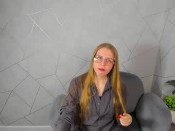 Joann_Shermann Chaturbate stream image from March 21, 2025