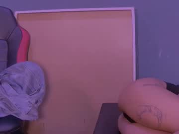 Jamaicanbabex Chaturbate stream image from March 21, 2025