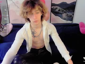 Rich_Piano Chaturbate stream image from March 21, 2025