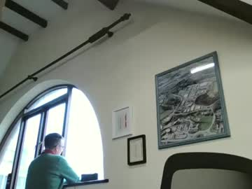 Swchap1217 Chaturbate stream image from March 21, 2025