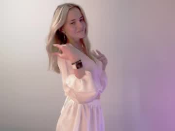 Sweet_Caramelk Chaturbate stream image from March 21, 2025