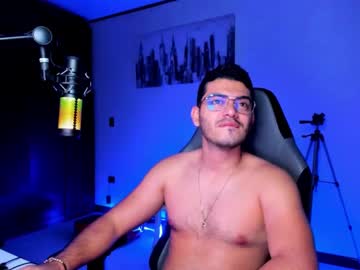 Bruno_Diaz31 Chaturbate stream image from March 21, 2025
