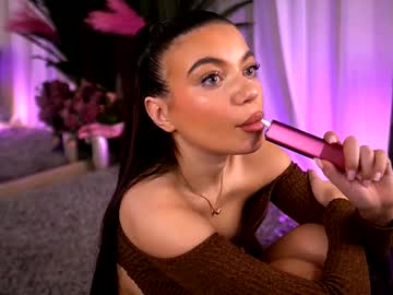Esmeluv Chaturbate stream image from March 21, 2025