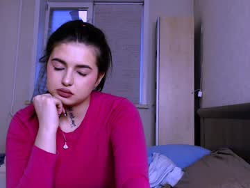 Isabel_Swani Chaturbate stream image from March 21, 2025