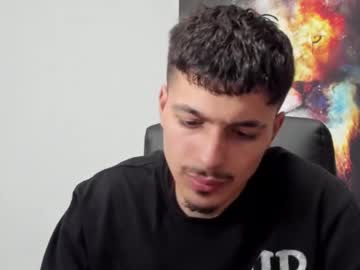 Raymondmorie Chaturbate stream image from March 21, 2025