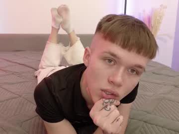 Alex_Wilsonn Chaturbate stream image from March 21, 2025
