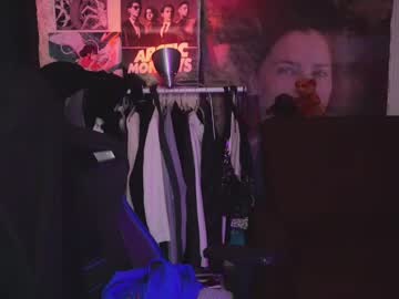 Kerrie_Crystal Chaturbate stream image from March 21, 2025