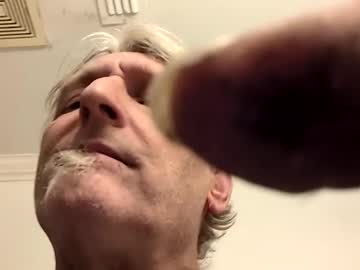 Luckoirish73cm Chaturbate stream image from March 21, 2025