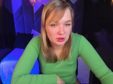 Bella_Cosmos Chaturbate stream image from March 21, 2025