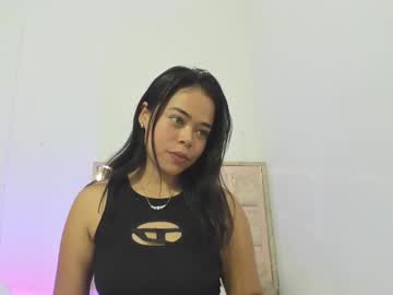 Bluee_Lov Chaturbate stream image from March 21, 2025